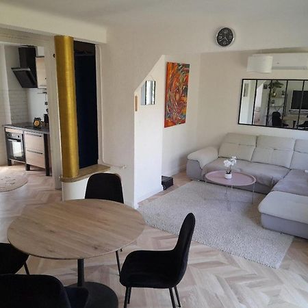Appartement Aux Alyscamps 2, Climatisation, Wifi, Parking Arles Exterior photo